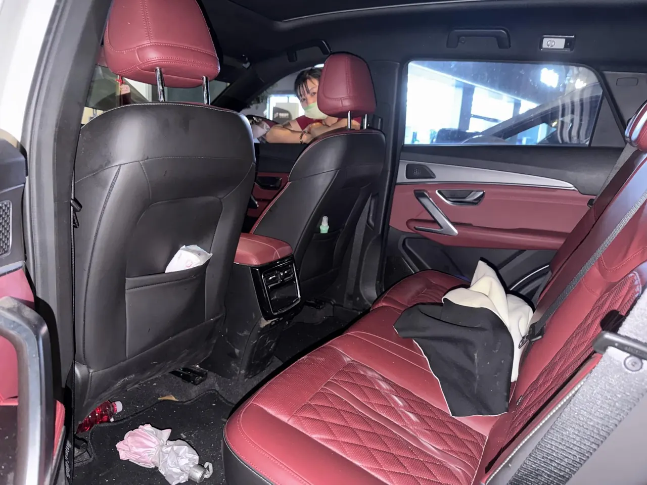 Jetour 2024 X70 PLUS 1.5T Champion Edition MAX7 Automatic Gear 4
