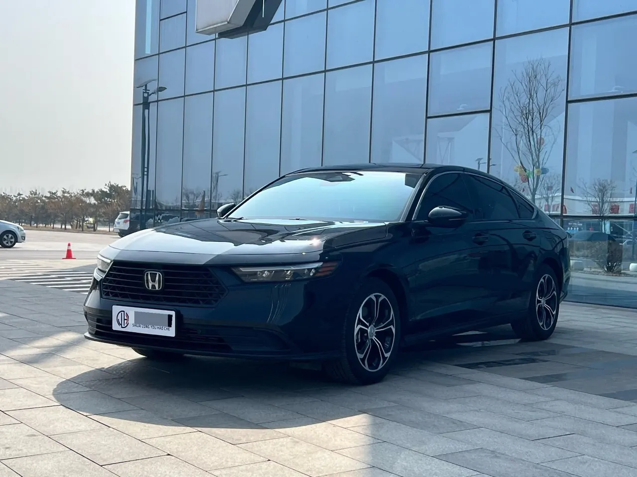 Honda 2023 11th Generation Accord 1.5T Stepless 260TURBO Smart Edition Automatic Gear - View 1