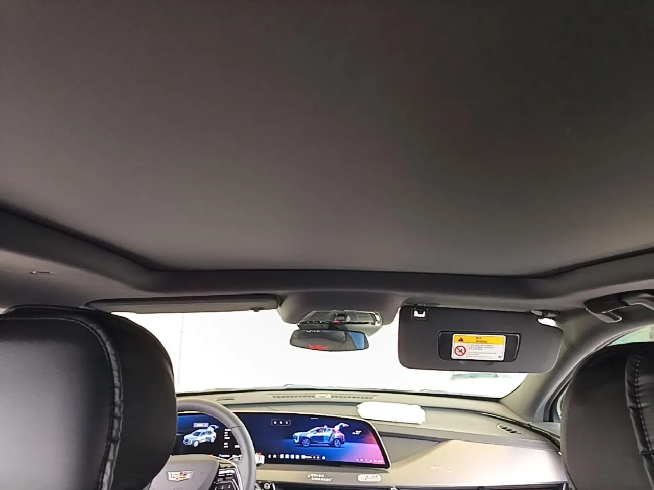 Cadillac 2025 XT5 48V 2.0T Luxury Automatic Gear 5