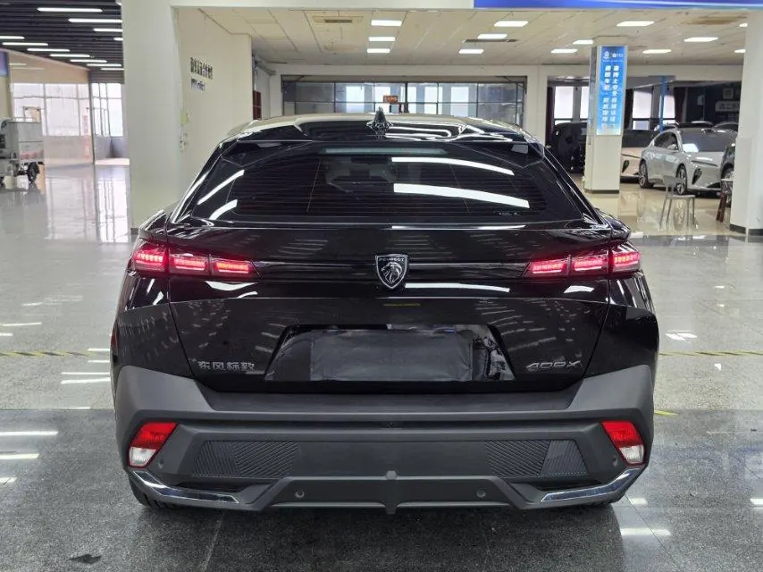 Peugeot 2023 408X 1.6T charm version of automatic gear 8
