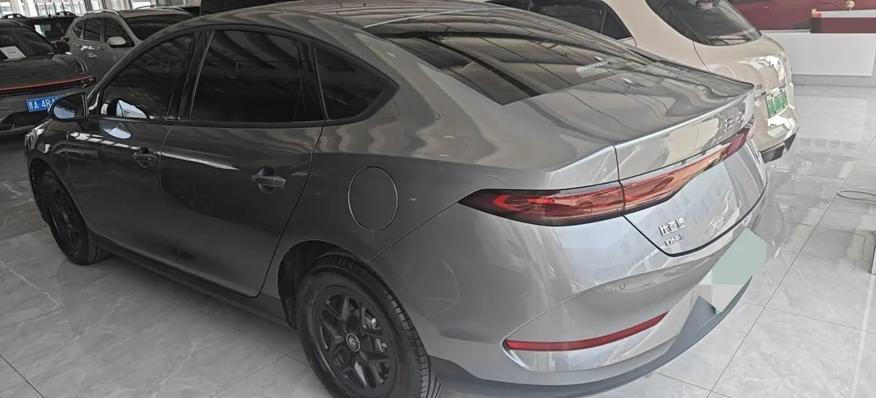 BYD 2025 Qin PLUS DM-i 1.5 stepless intelligent driving version 55KM leading automatic gear 2