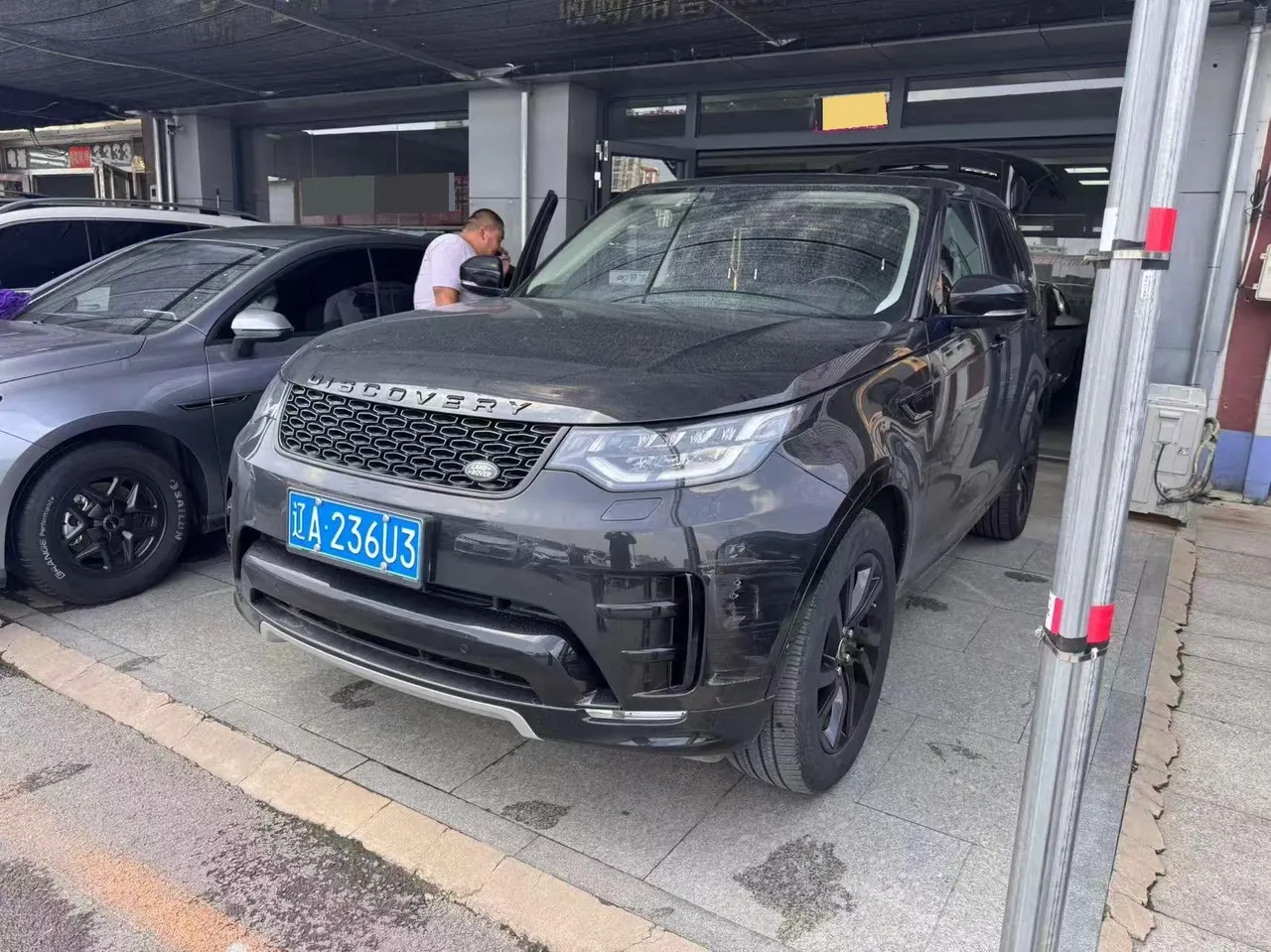 Land Rover Discovery (Imported) 2020 Discovery 53.0 T V6 30th Anniversary Special Edition Automatic Gear - View 1