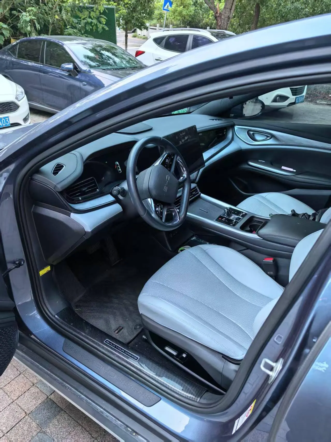 BYD 2023 Seal DM-i 1.5 Stepless 121km Luxury Automatic Transmission 6