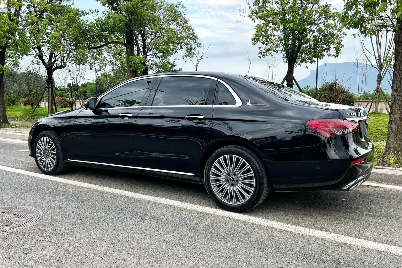 Mercedes Benz E-Class 2023 E 300 L 2.0T Fashion Automatic Gear 4
