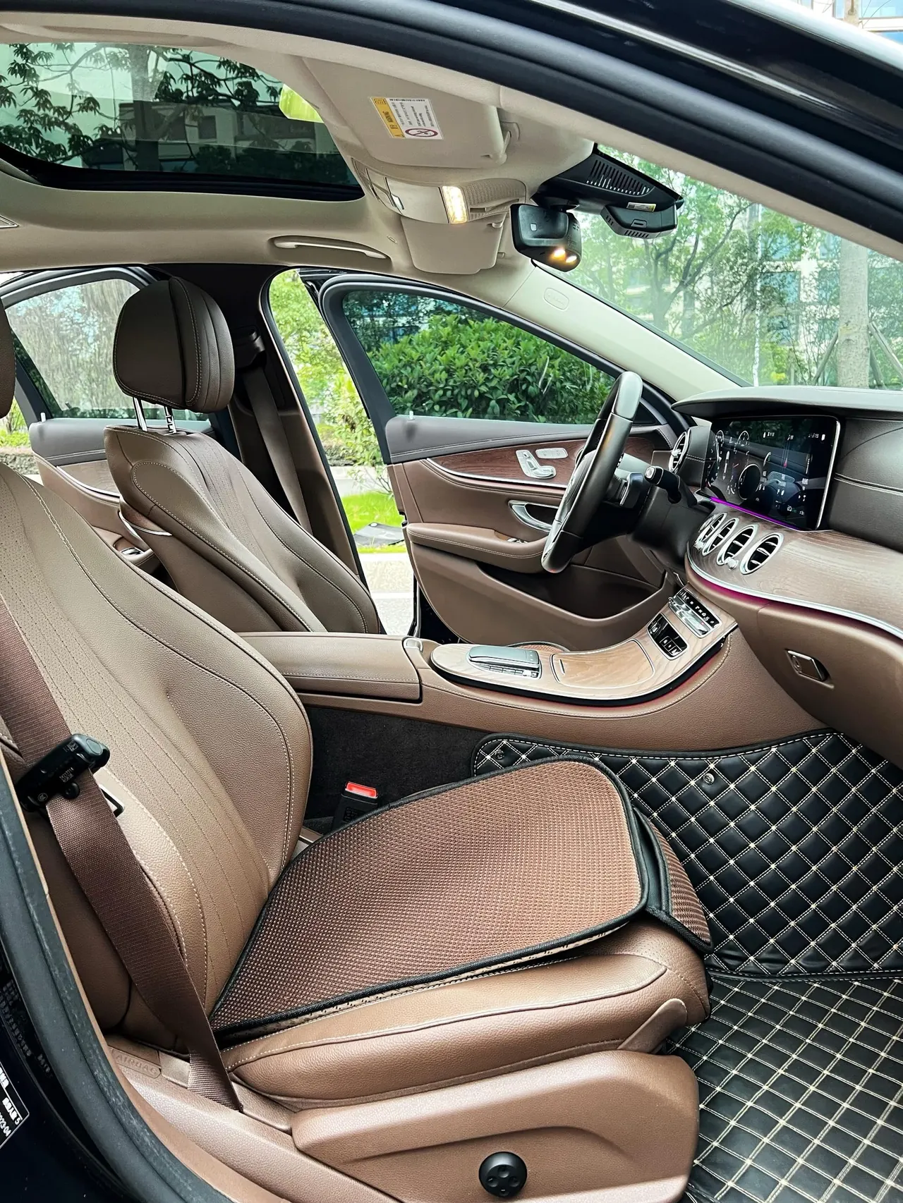 Mercedes Benz E-Class 2023 E 300 L 2.0T Fashion Automatic Gear 6
