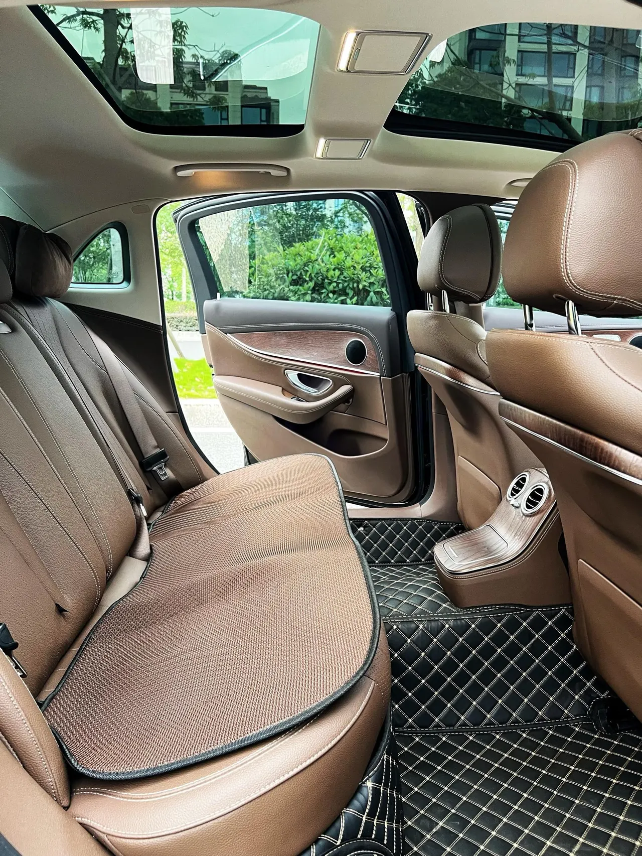 Mercedes Benz E-Class 2023 E 300 L 2.0T Fashion Automatic Gear 8