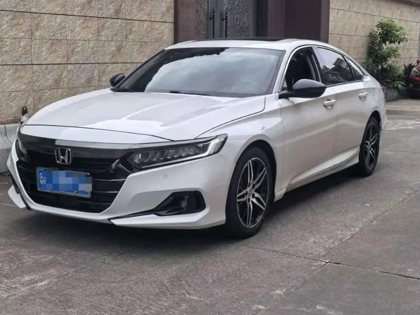 Honda 2022 10th Generation Accord 1.5T Stepless 260TURBO Magic Night Premium Edition Automatic Gear - View 1