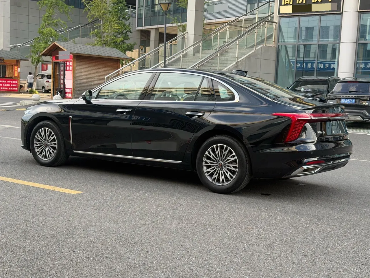 HongQi 2025 H5 1.5T Flag Rhyme 500000 Commemorative Automatic Gear 12