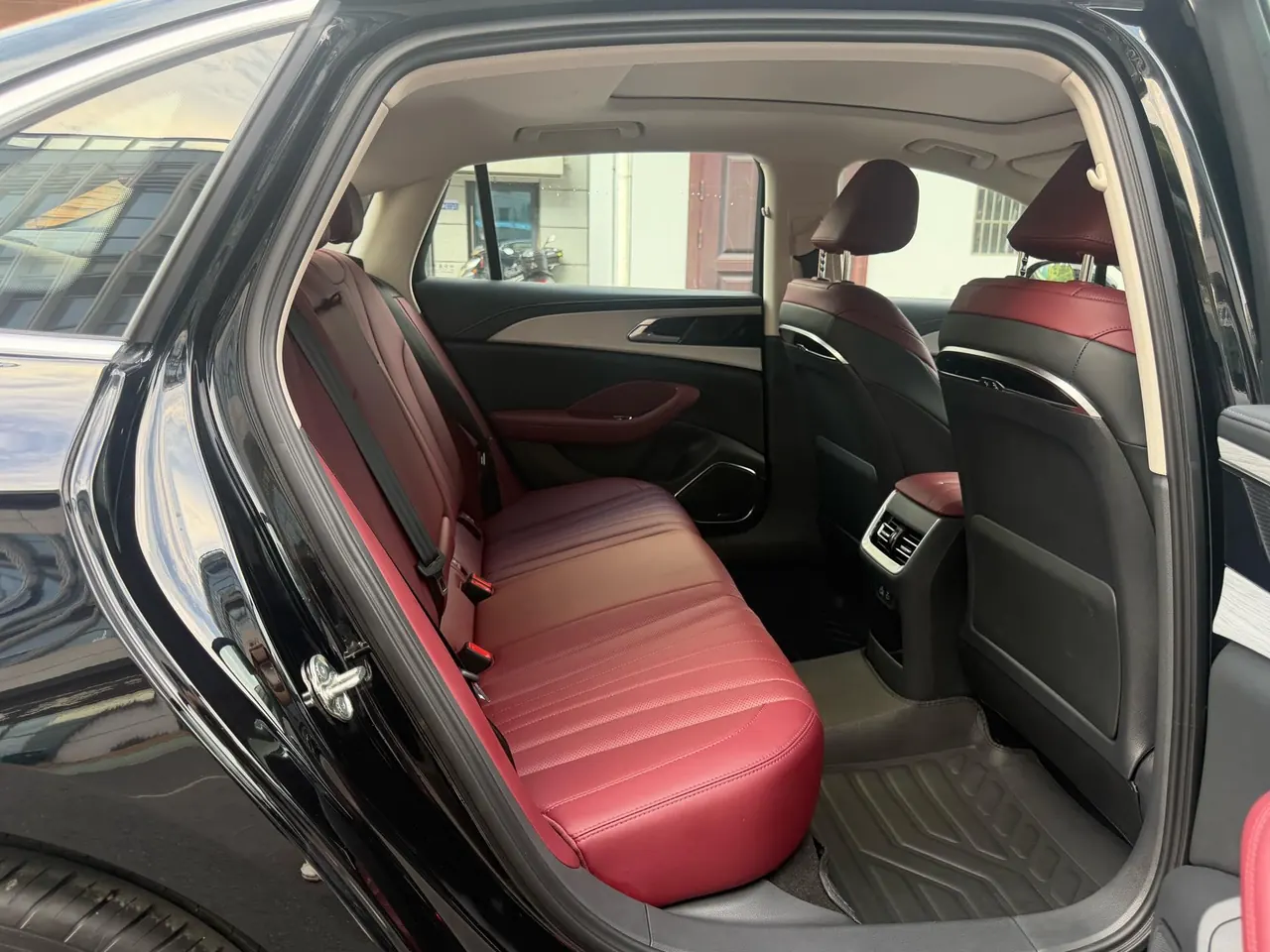 HongQi 2025 H5 1.5T Flag Rhyme 500000 Commemorative Automatic Gear 7