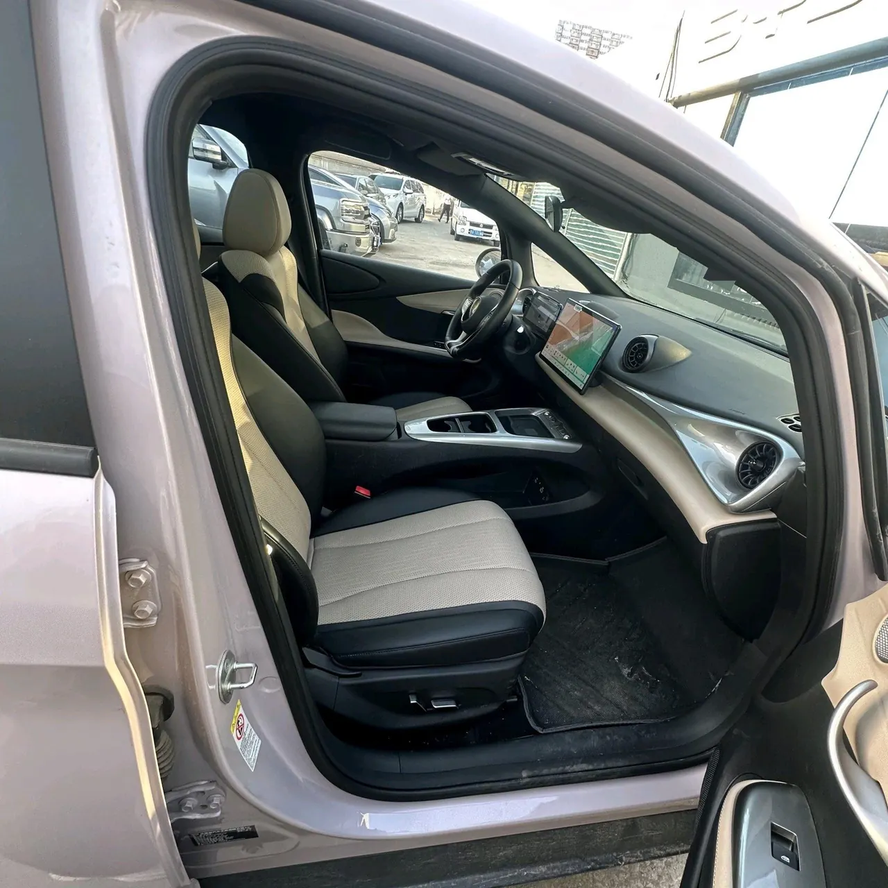 BYD 2025 Dolphin Smart Driving 410km Fashion Automatic Gear 7