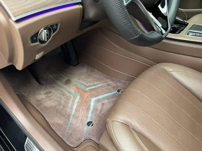 Mercedes Benz E Class 2022 E 300 L 2.0T Fashion (Change 2) Automatic Gear 6