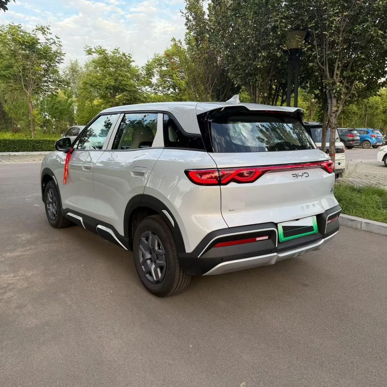 BYD 2025 Yuan UP 301KM Pilot Automatic Gear 7