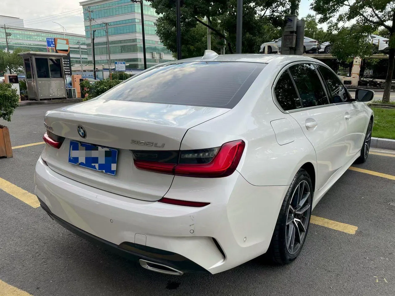 BMW 3 Series 2021 325Li 2.0T M Sports Suit (Modified) Automatic Gear 3