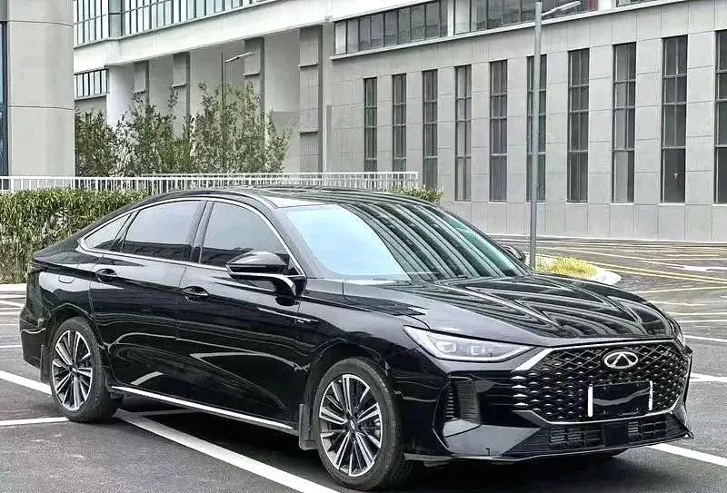Chery 2025 Arrizo 8 Pro 1.6T Luxury Automatic Gear 3
