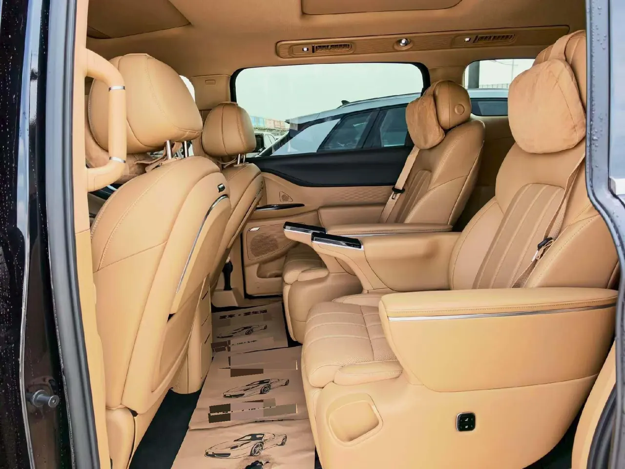 Voyah 2025 Model Dreamer PHEV 1.5T Four-Wheel-Drive Excellence Kunpeng Version Automatic Transmission 8