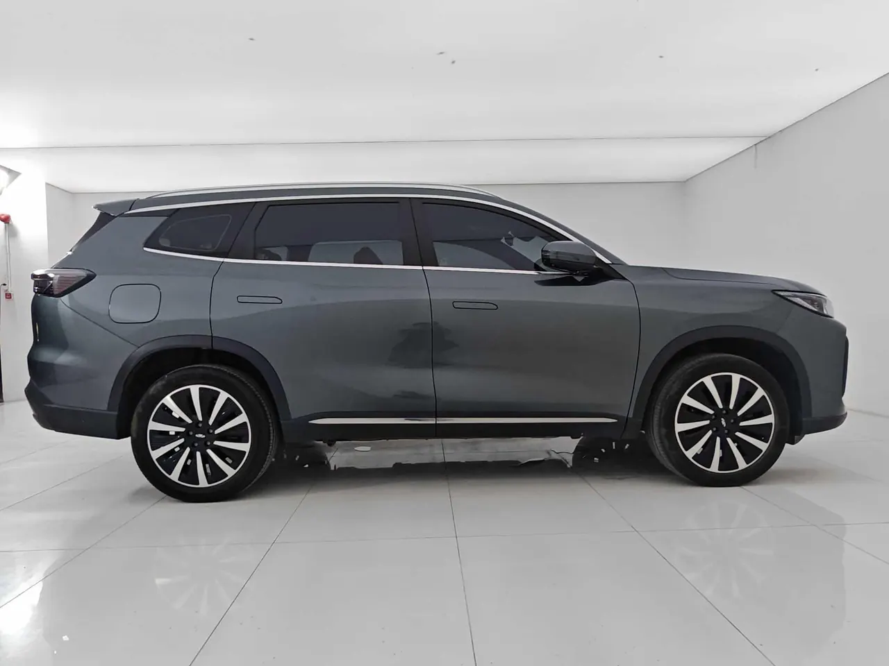 Chery 2025 Fengyun T8 1.5T 130km Premium Edition 7-seat Automatic Gear 8