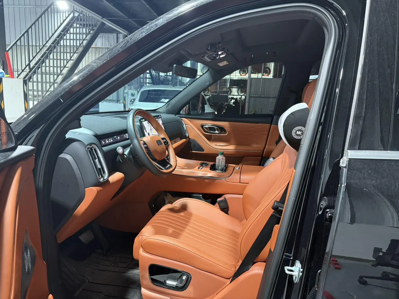 Geely Galaxy 2025 M9 1.5T 230km two-wheel drive smart version of automatic gear 2