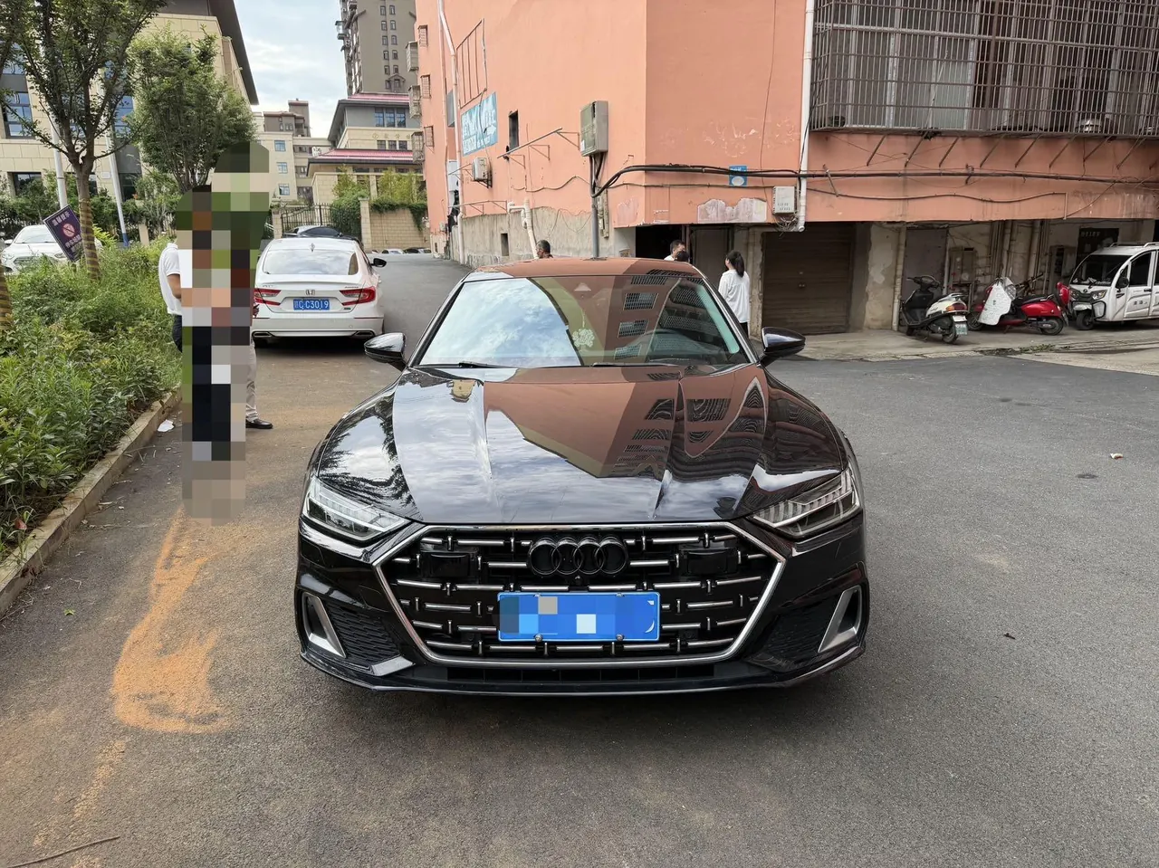 Audi 2024 A7L 2.0TFSI 45TFSI S-line Zhumeng Crystal Set Automatic Gear 2