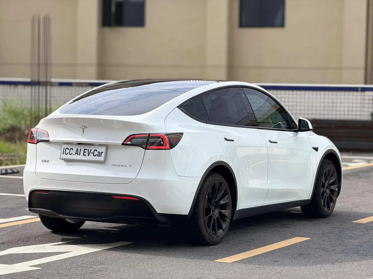 Tesla 2023 Model Y rear-wheel drive version automatic transmission 6
