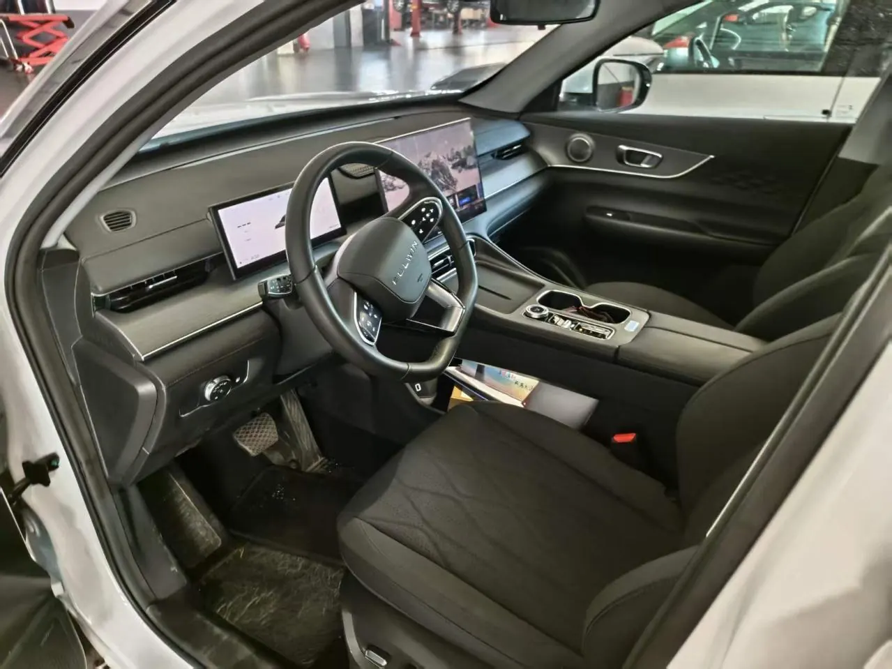 Chery 2025 Fengyun T8 1.5T 130km Comfort Edition 5-seat Automatic Gear 3