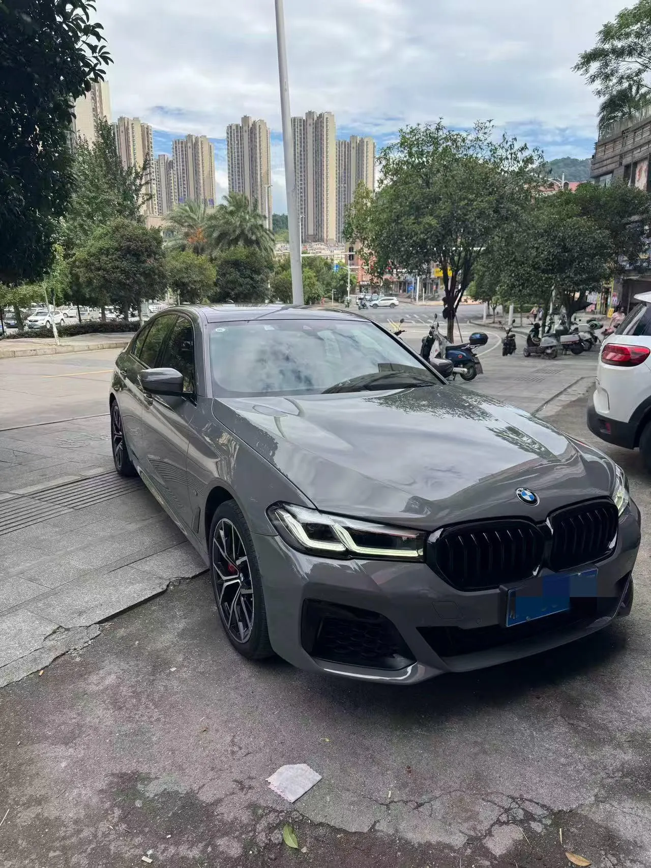 BMW 5 Series (Imported) 2022 540i 3.0T Fashion Edition M Sports Suit Automatic Gear 4