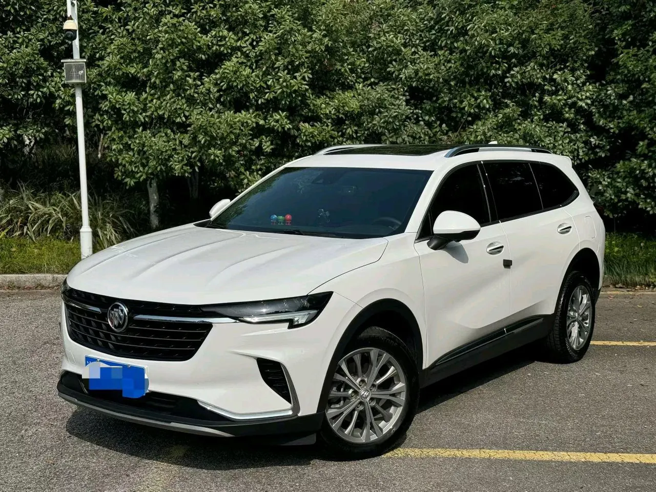 Открыть галерею: Buick 2023 Angkewei Plus 48V 2.0T 652T Luxury 5-seat Automatic Gear