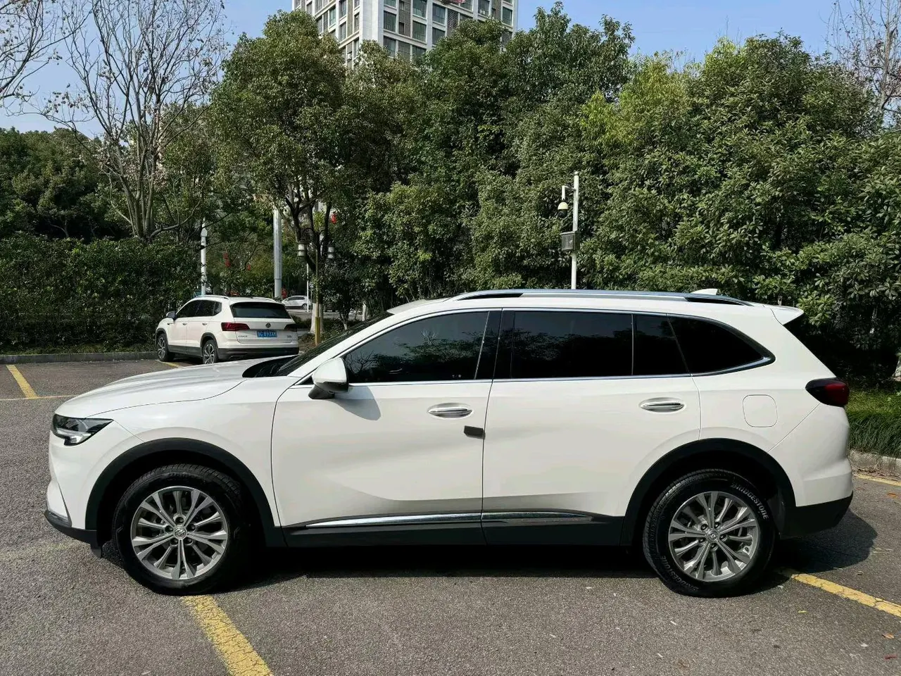 Buick 2023 Angkewei Plus 48V 2.0T 652T Luxury 5-seat Automatic Gear 8