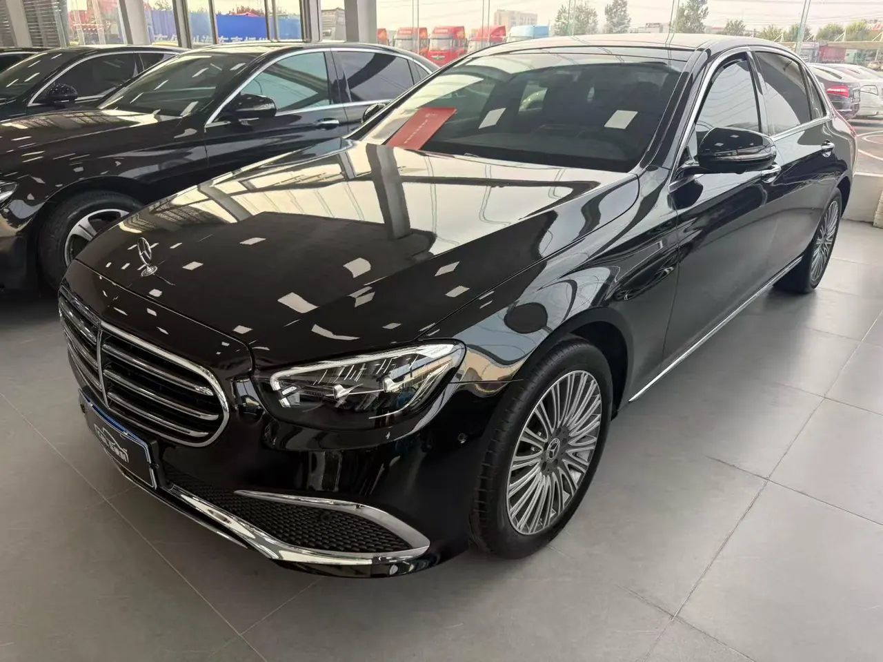 Mercedes Benz E-Class 2023 E 300 L 2.0T Fashion Automatic Gear - View 1