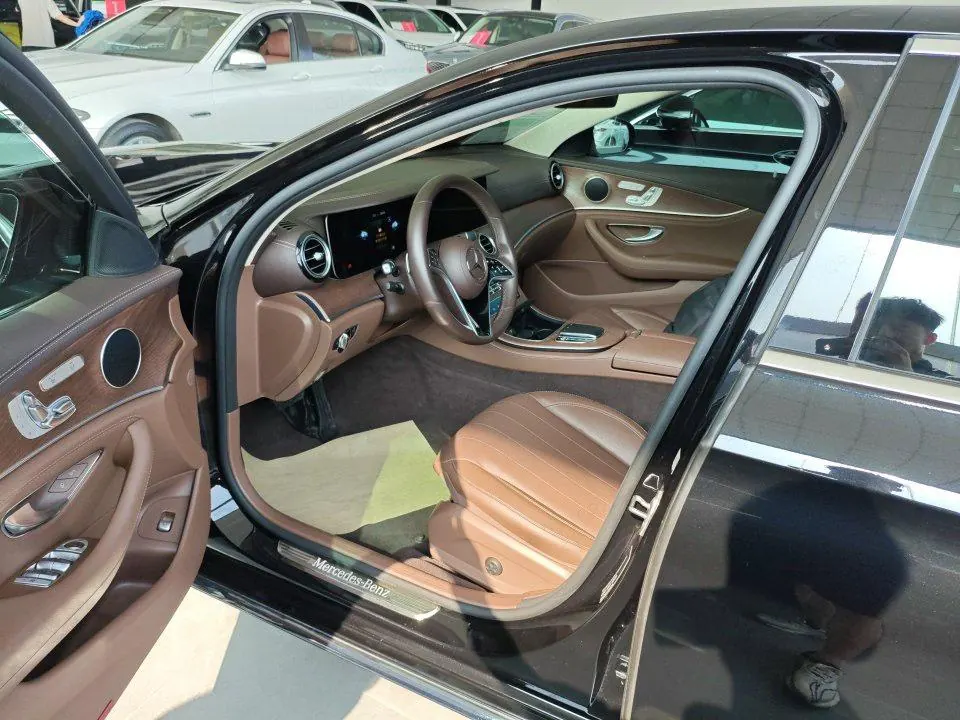 Mercedes Benz E-Class 2023 E 300 L 2.0T Fashion Automatic Gear 3