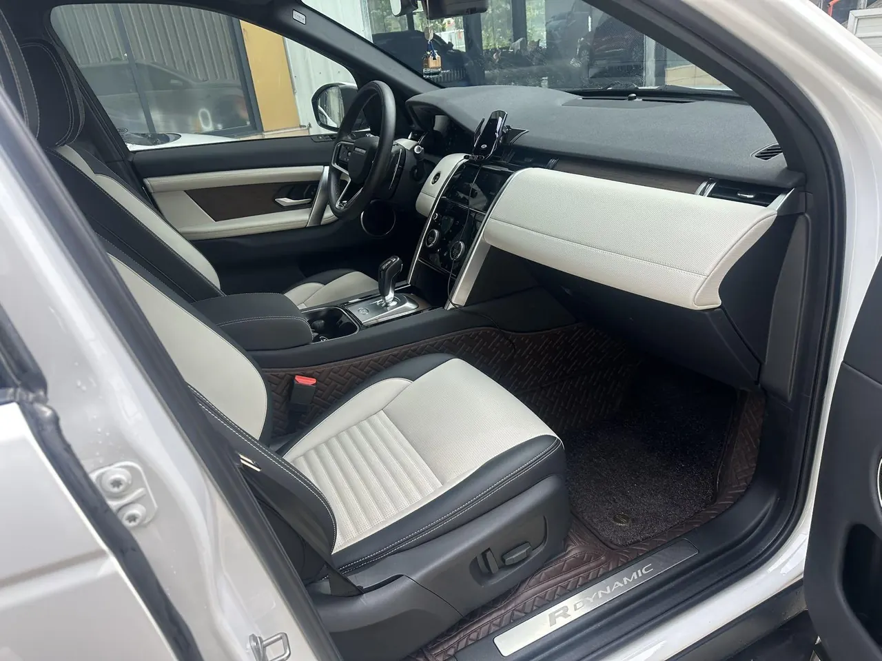 Land Rover 2023 Discovery Sports Edition 48V 2.0T 249PS R-Dynamic S Performance Edition Automatic Gear 9