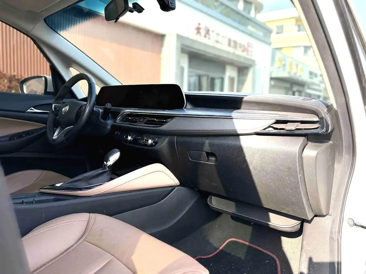 Buick 2021 GL6 48V 1.3T 323T interconnected luxury automatic gear 2