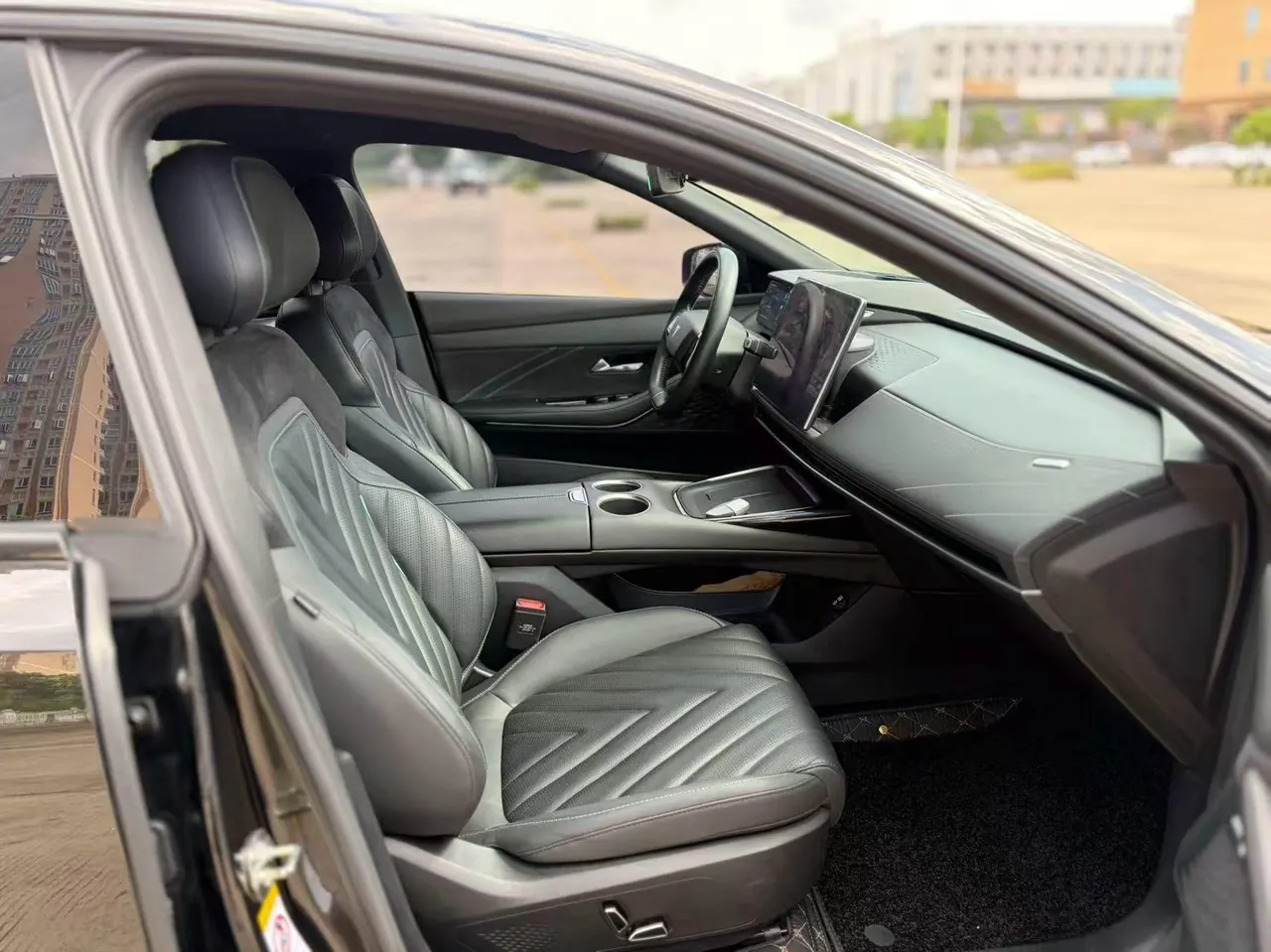 ChangAn Deepal 2023 SL 03 200Max Range-extended Automatic Gear 6
