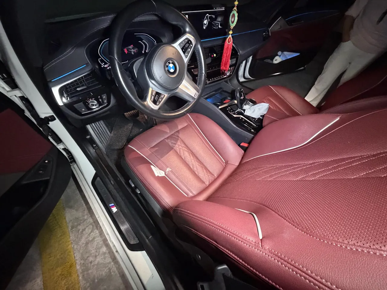 BMW 5 series new energy 2021 535Le 2.0T luxury package automatic gear 3