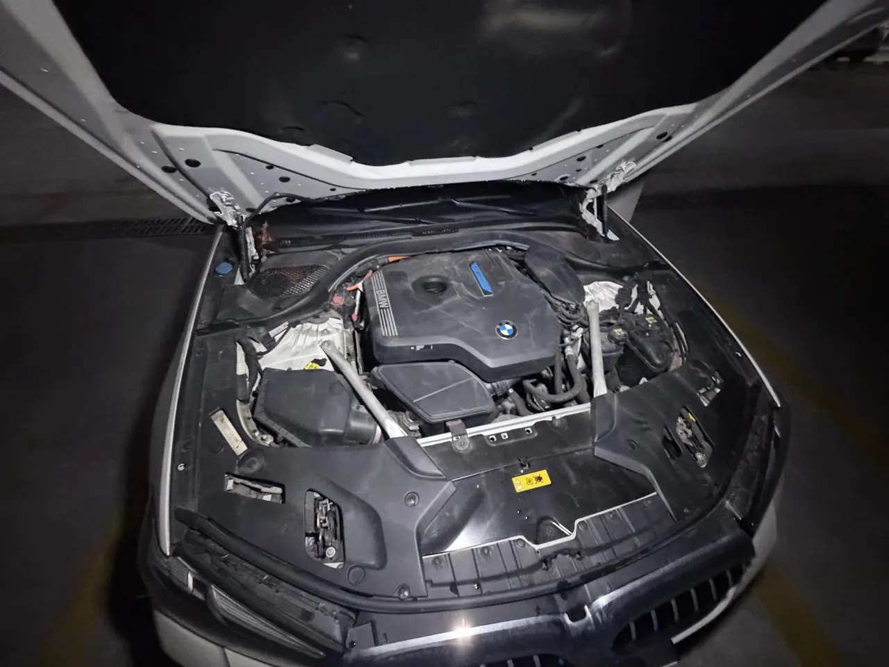 BMW 5 series new energy 2021 535Le 2.0T luxury package automatic gear 9