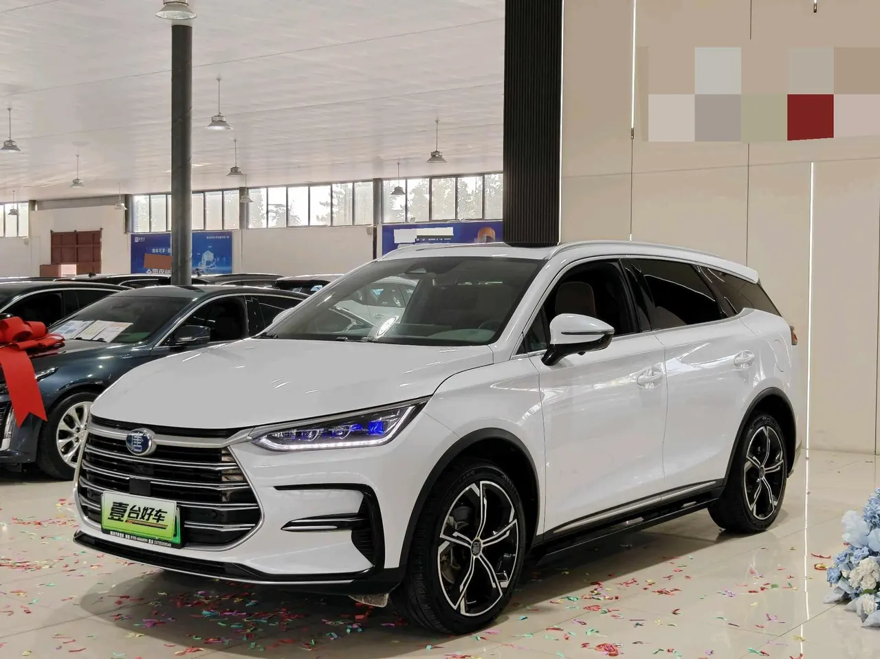 Open image lightbox: BYD Tang New Energy 2021 Tang DM-i 1.5T Stepless 112KM Honorable Automatic Gear