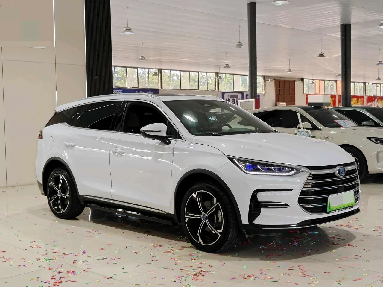 BYD Tang New Energy 2021 Tang DM-i 1.5T Stepless 112KM Honorable Automatic Gear 3