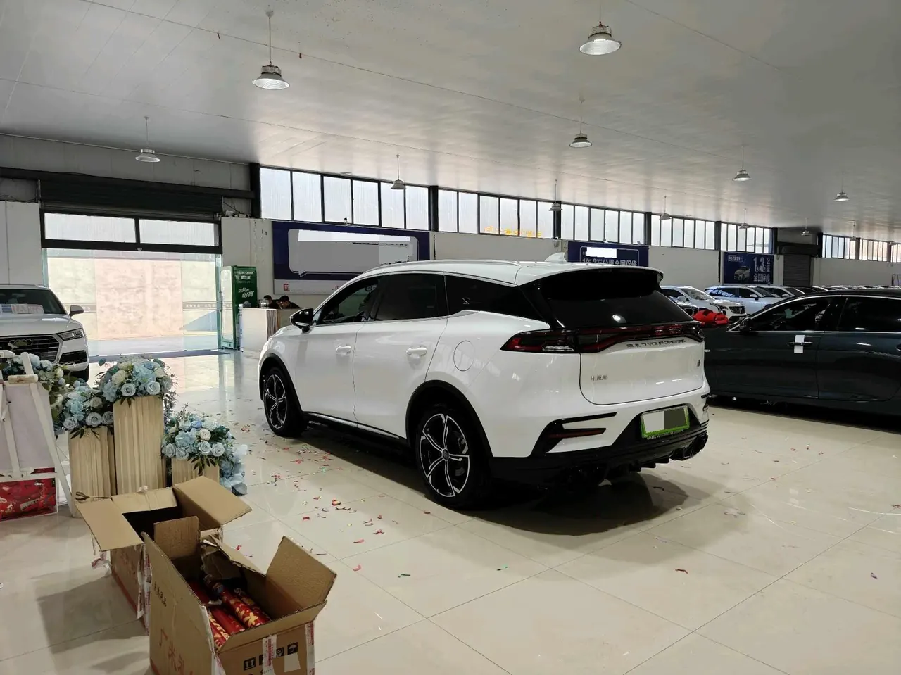 BYD Tang New Energy 2021 Tang DM-i 1.5T Stepless 112KM Honorable Automatic Gear 7