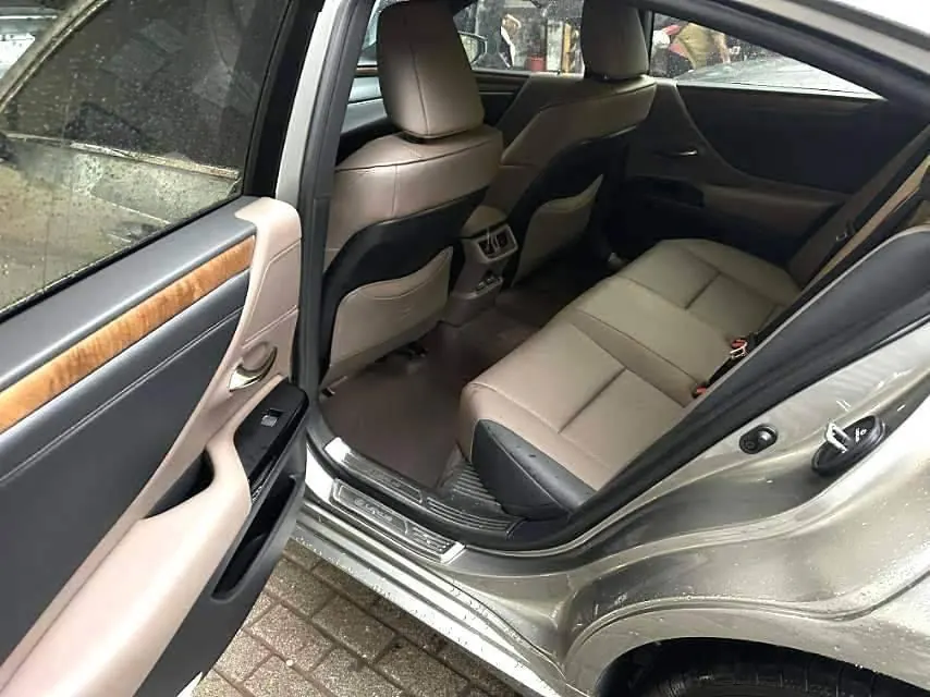 Lexus ES (Imported) 2024 ES200 2.0 Stepless Edition Automatic Gear 7