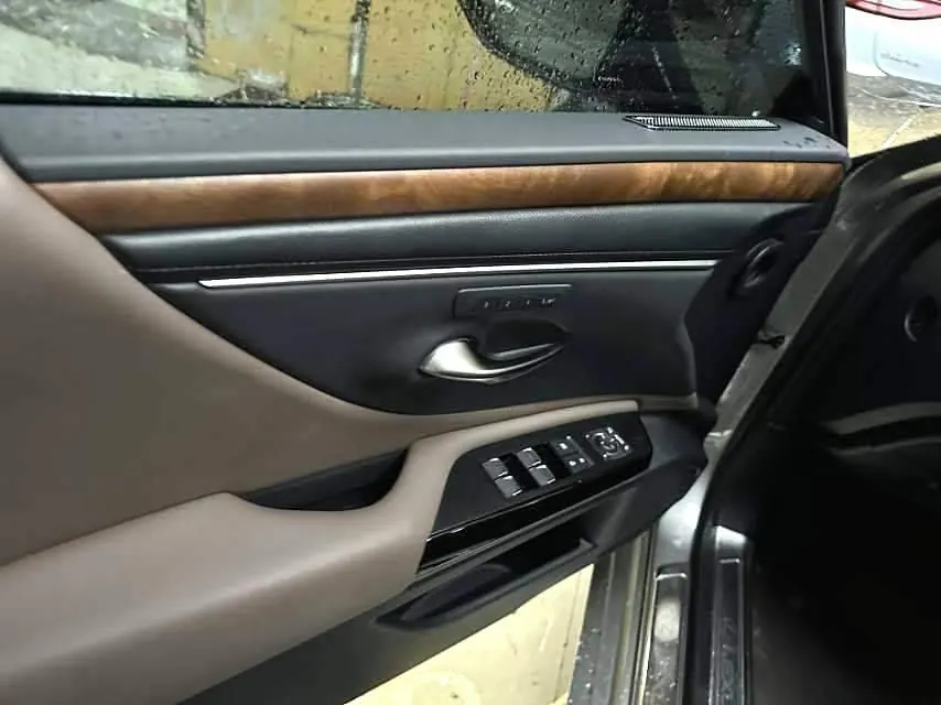 Lexus ES (Imported) 2024 ES200 2.0 Stepless Edition Automatic Gear 8