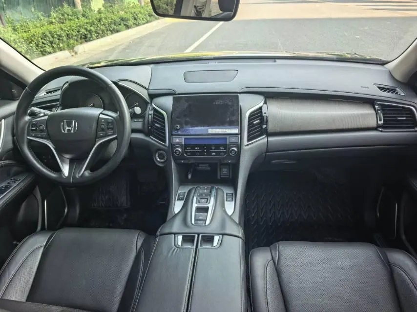 Honda 2020 Crown Road 2.0T 370TURBO Four-wheel Drive Premium Edition Automatic Gear 7