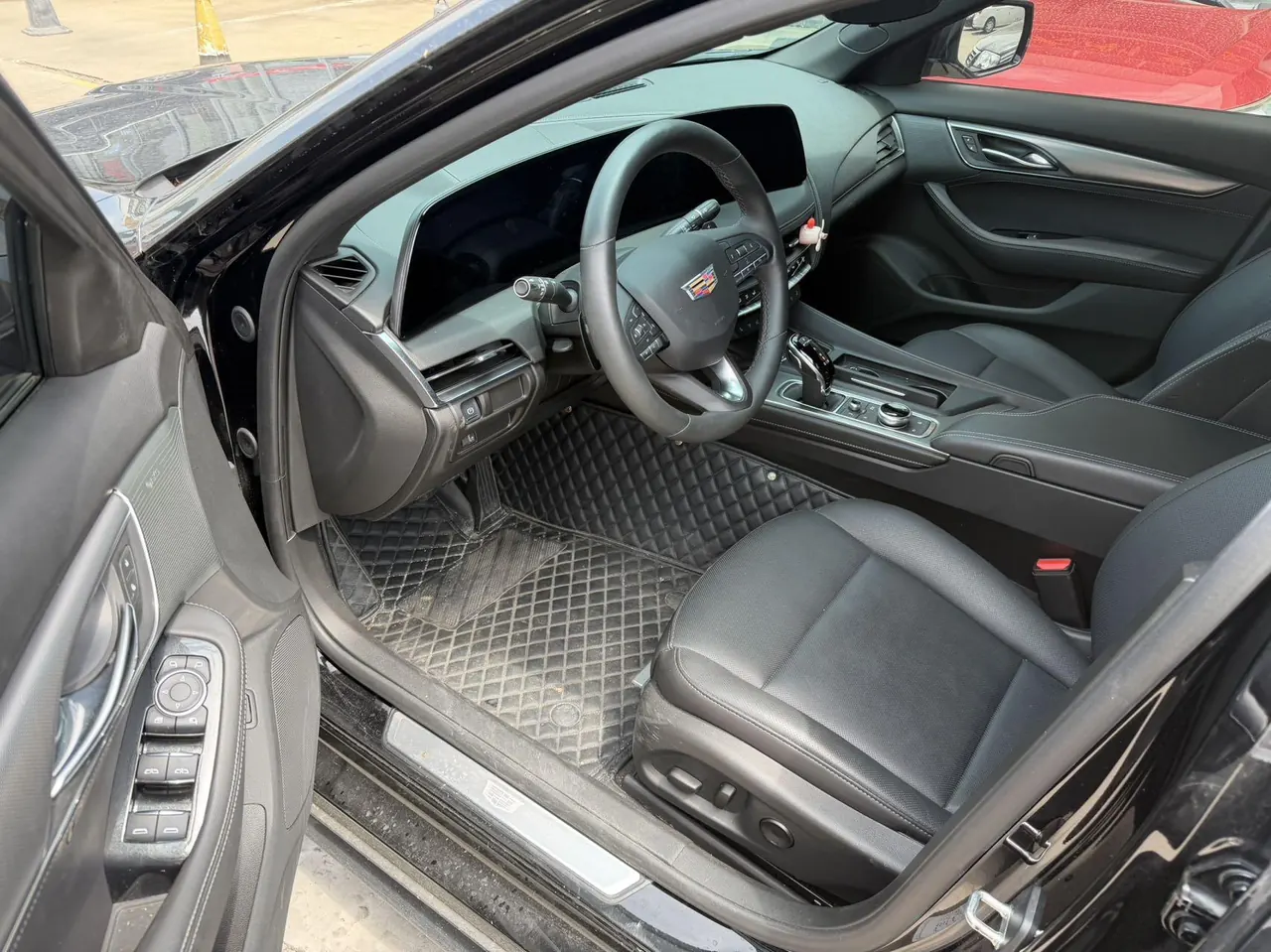 Cadillac 2024 CT5 2.0T 28T honorable automatic gear 3