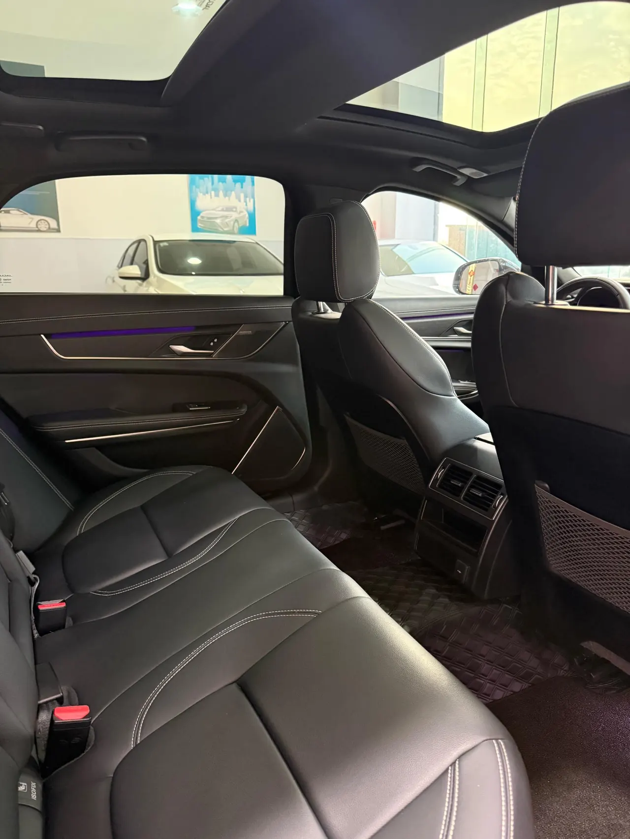 Jaguar 2021 XFL 2.0T P250 4WD Obsidian Black Sports Edition Automatic Gear 6