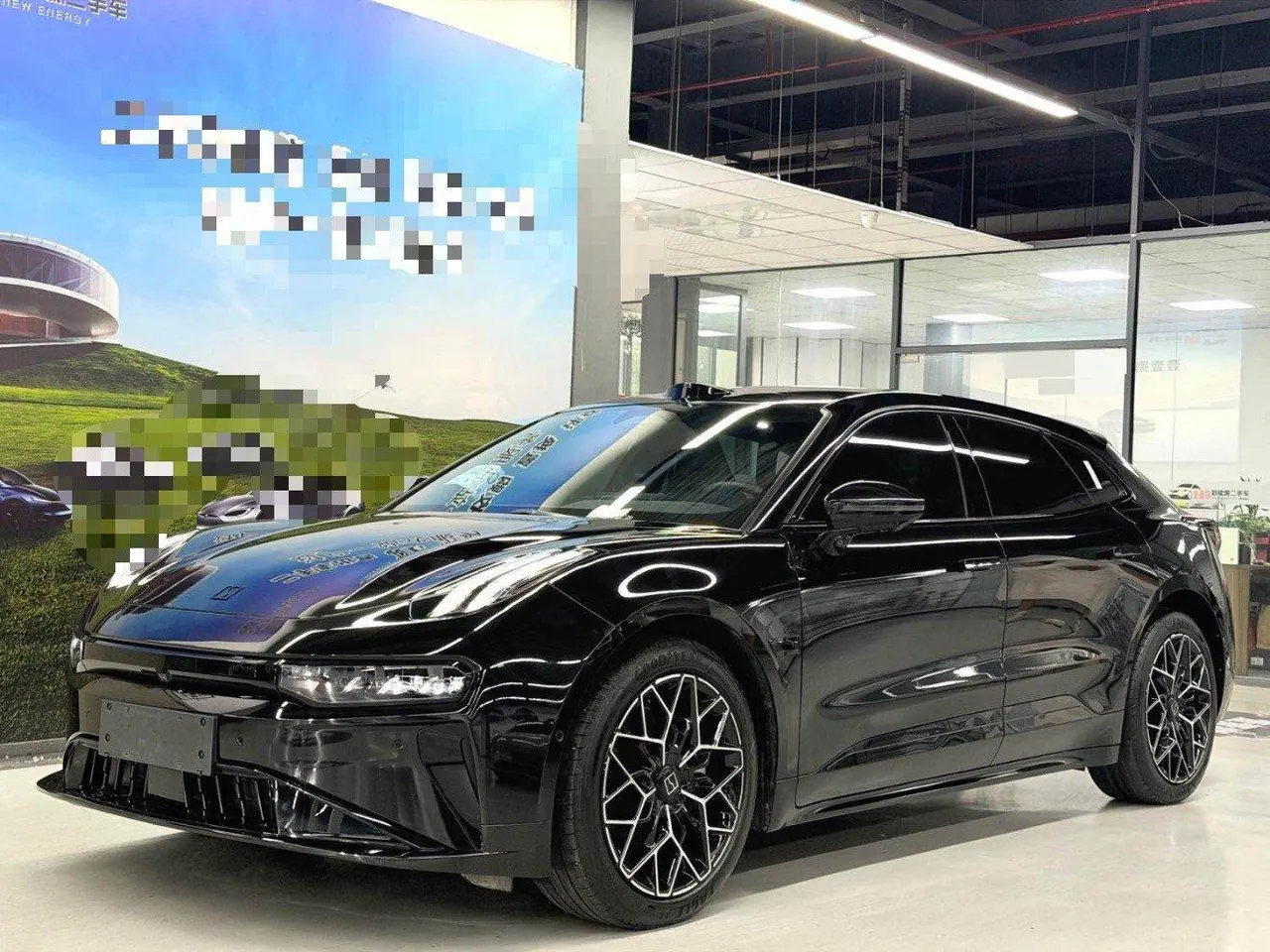 Zeekr 2024 Zeekr 001 WE version 100kWh rear drive automatic gear - View 1