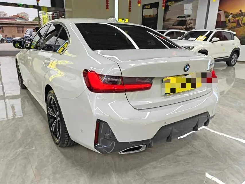 BMW 3 Series 2023 325i 2.0T M Sports Suit Automatic Gear 6