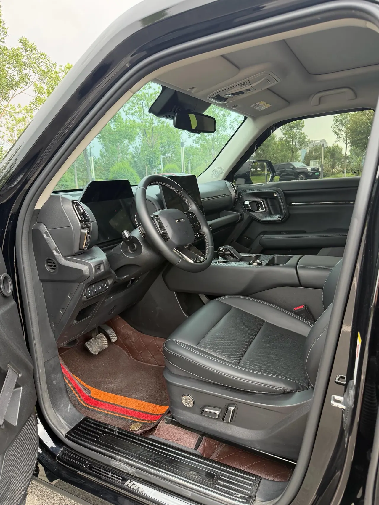 Haval 2023 big dog 2.0T 4-wheel drive Chao Ye Plus automatic gear 4