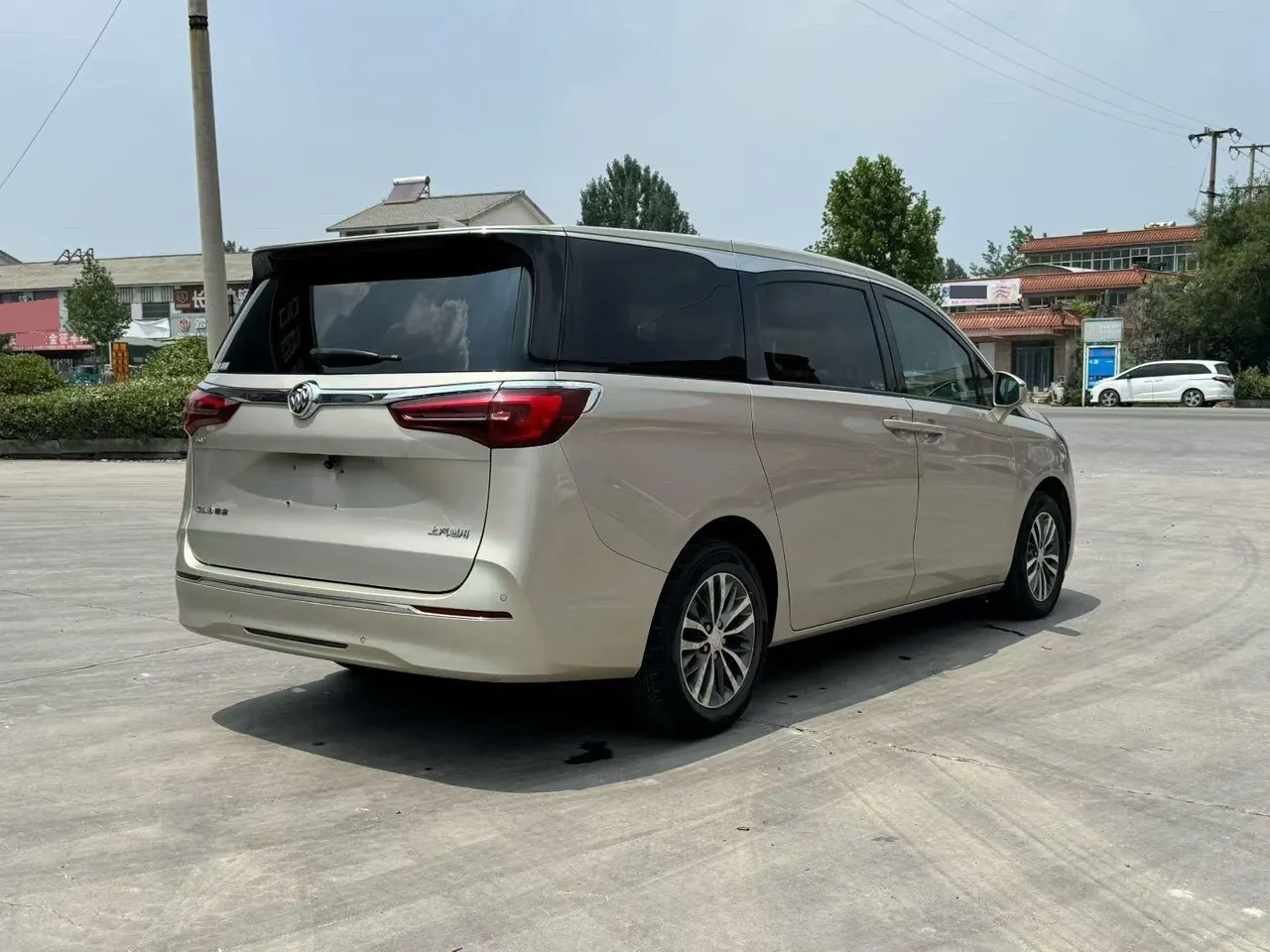 Buick 2021 GL8 ES Lu Zun 2.0T 653T Exclusive Automatic Gear 7