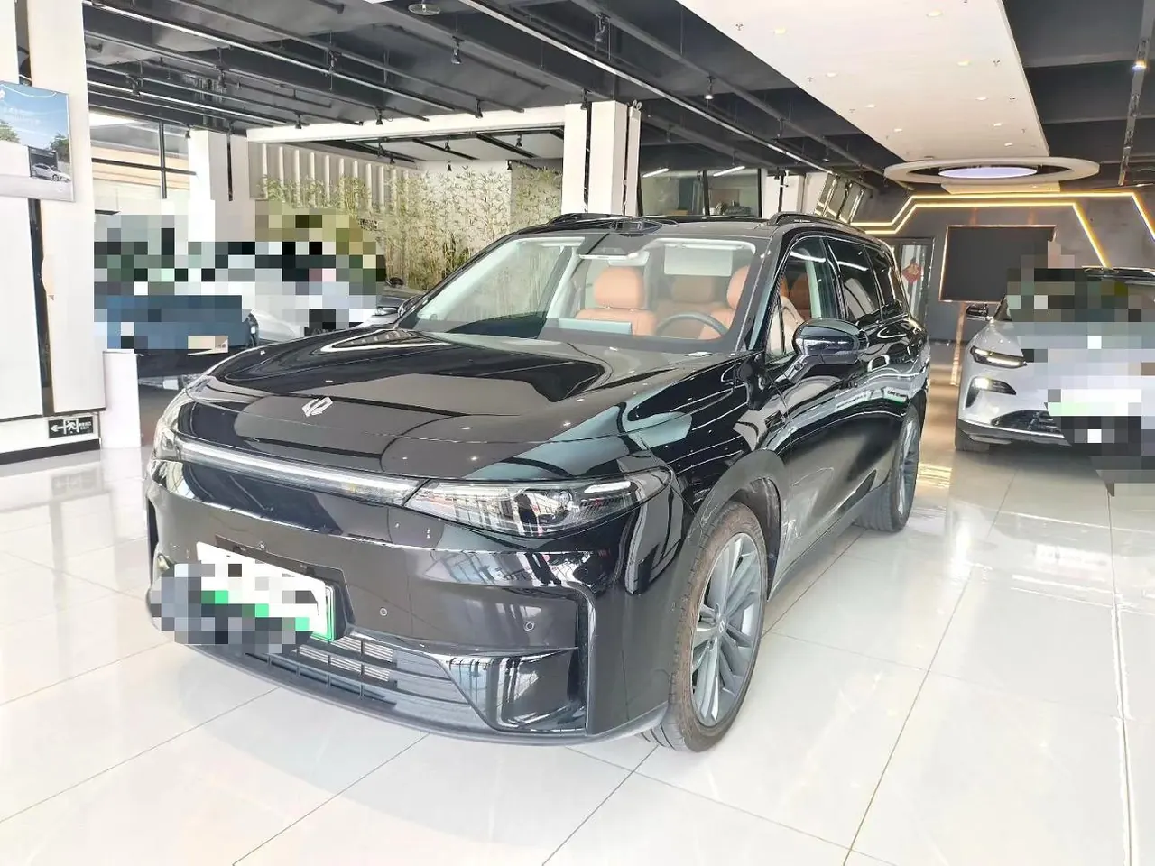 Leapmotor 2026 C 16 280 Laser Radar Zhizun Edition 6-seat Automatic Gear - View 1