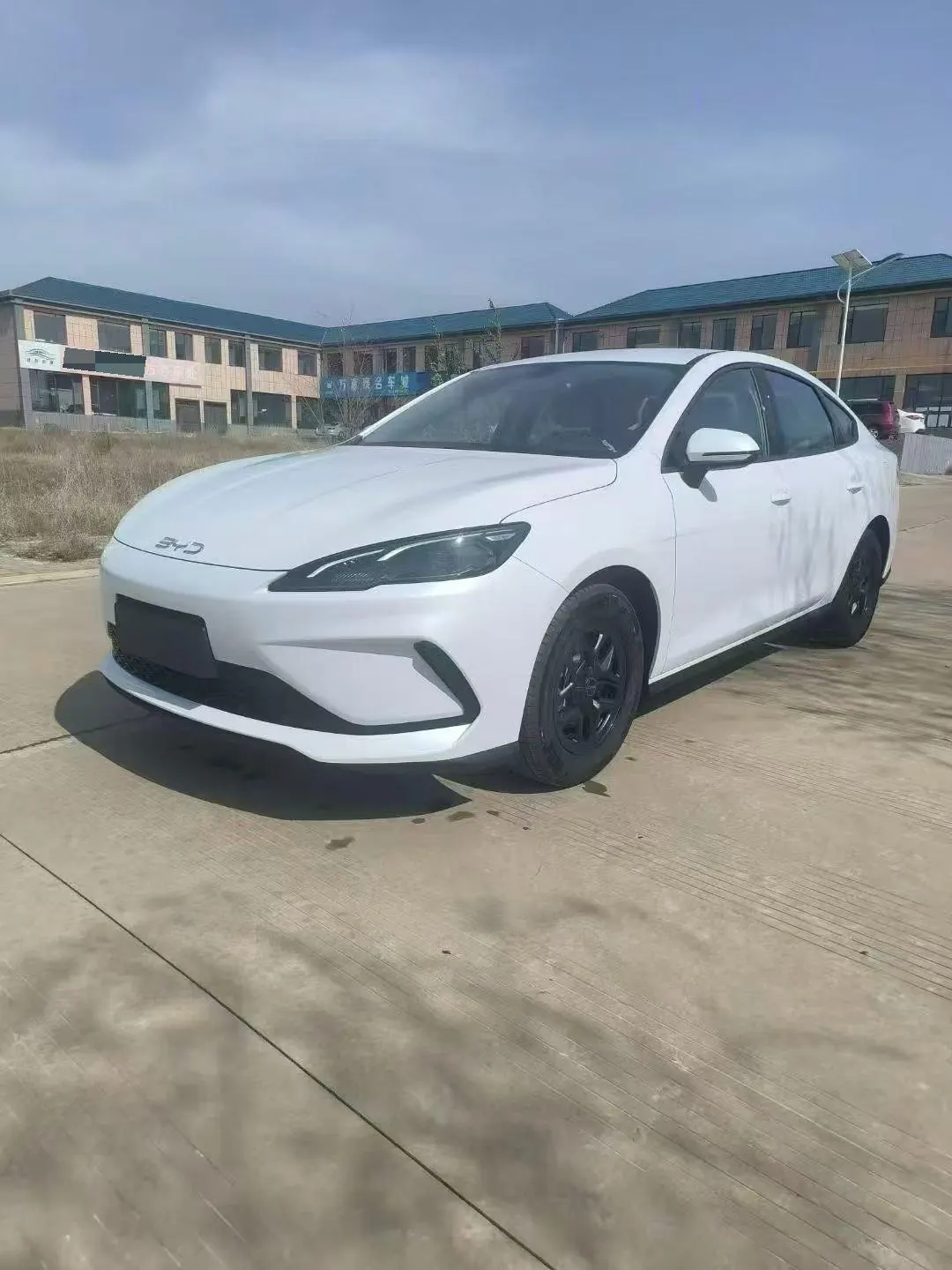Open image lightbox: BYD 2026 seals 05 DM-i 1.5 stepless 128KM luxury automatic gear