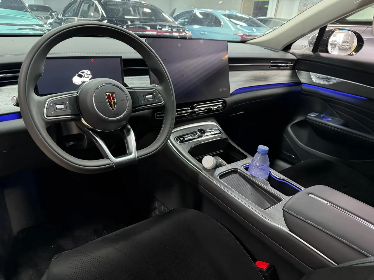 HongQi 2026 H5 2.0T Flag Chang Pro Edition Automatic Gear 4