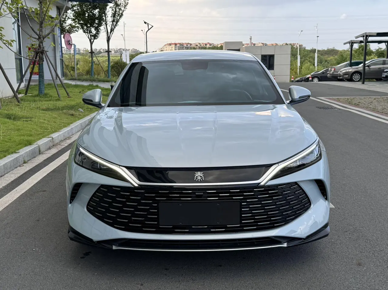 BYD 2024 Qin L DM-i 1.5 stepless 80KM leading automatic gear 2